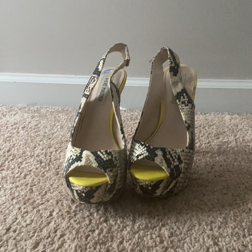 Platform heels - Picture 2 of 5